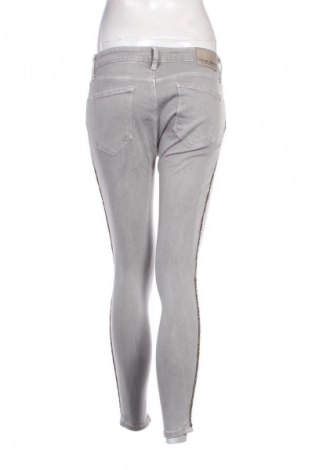 Damen Jeans Zara, Größe M, Farbe Grau, Preis 9,99 €