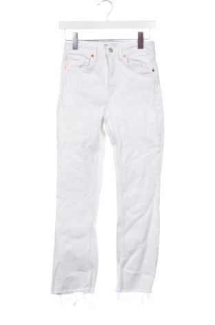 Damskie jeansy Zara, Rozmiar XS, Kolor Biały, Cena 43,99 zł