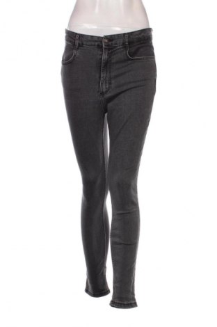 Damen Jeans Zara, Größe M, Farbe Grau, Preis 7,99 €