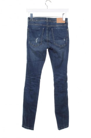 Damskie jeansy Zara Trafaluc, Rozmiar S, Kolor Niebieski, Cena 24,99 zł