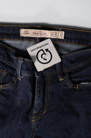 Damskie jeansy Zara Trafaluc, Rozmiar XS, Kolor Niebieski, Cena 28,99 zł