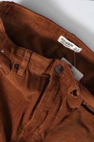 Dámské manšestráky  Pull&Bear, Velikost M, Barva Zelená, Cena  463,00 Kč