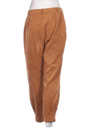 Pantaloni de velvet de femei SHEIN, Mărime M, Culoare Bej, Preț 95,99 Lei