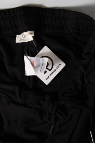 Pantaloni scurți de femei Avenue, Mărime XL, Culoare Negru, Preț 67,99 Lei