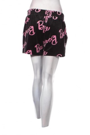 Damen Shorts Barbie, Größe L, Farbe Schwarz, Preis 5,49 €