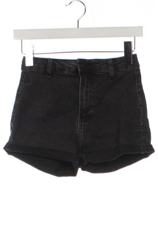 Damen Shorts Bershka, Größe S, Farbe Schwarz, Preis € 9,99