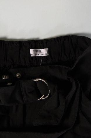 Pantaloni scurți de femei Bershka, Mărime M, Culoare Negru, Preț 40,99 Lei