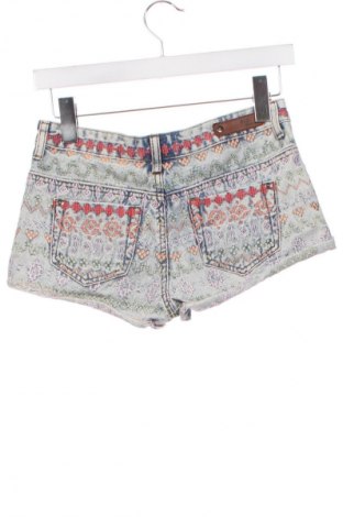 Pantaloni scurți de femei Bershka, Mărime S, Culoare Albastru, Preț 31,99 Lei