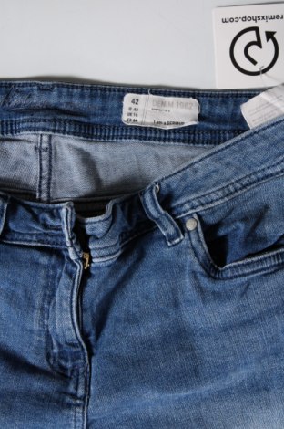 Dámské kraťasy  Denim 1982, Velikost M, Barva Modrá, Cena  199,00 Kč