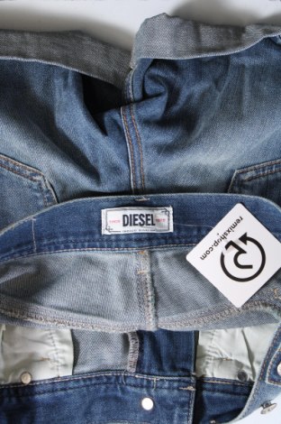 Pantaloni scurți de femei Diesel, Mărime S, Culoare Albastru, Preț 233,99 Lei