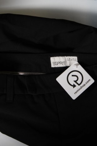 Pantaloni scurți de femei Esprit, Mărime M, Culoare Negru, Preț 50,99 Lei