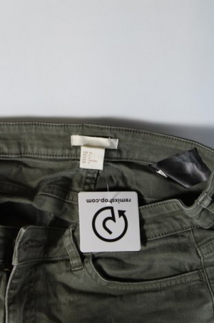 Pantaloni scurți de femei H&M, Mărime S, Culoare Verde, Preț 37,99 Lei