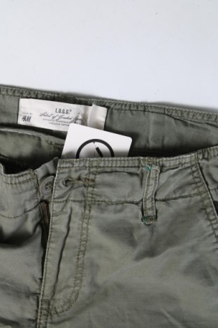 Pantaloni scurți de femei H&M L.O.G.G., Mărime S, Culoare Verde, Preț 44,99 Lei