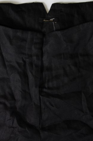 Pantaloni scurți de femei Massimo Dutti, Mărime L, Culoare Negru, Preț 110,99 Lei