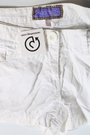 Damen Shorts Protest, Größe S, Farbe Weiß, Preis € 12,49