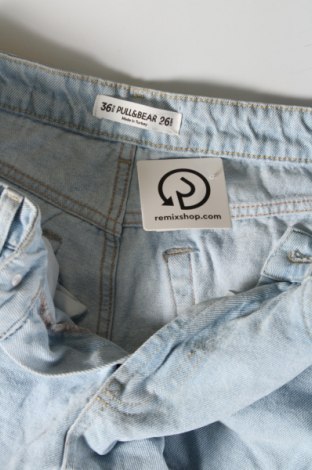 Γυναικείο κοντό παντελόνι Pull&Bear, Μέγεθος S, Χρώμα Μπλέ, Τιμή 6,49 €