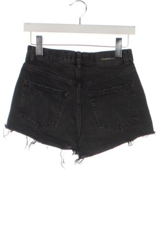 Damen Shorts Pull&Bear, Größe XS, Farbe Grau, Preis € 5,99