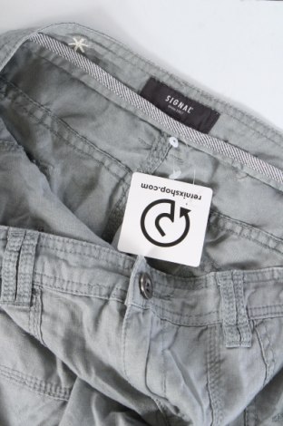 Damen Shorts Signal, Größe M, Farbe Grün, Preis € 33,99