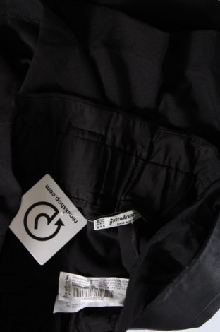 Damen Shorts Stradivarius, Größe M, Farbe Schwarz, Preis € 7,99