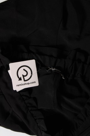 Pantaloni scurți de femei Stradivarius, Mărime L, Culoare Negru, Preț 37,99 Lei