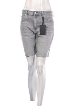 Női rövidnadrág Tommy Hilfiger, Méret L, Szín Szürke, Ár 37 899 Ft