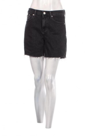 Damen Shorts Tommy Jeans, Größe M, Farbe Grau, Preis 104,99 €