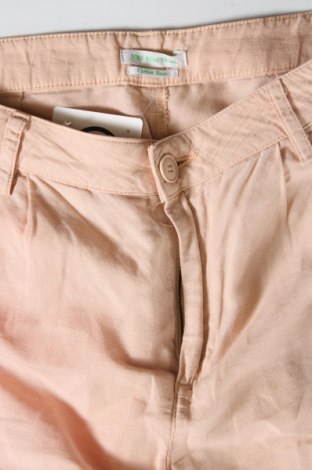 Damen Shorts United Colors Of Benetton, Größe M, Farbe Beige, Preis € 7,99