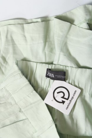 Pantaloni scurți de femei Zara, Mărime XS, Culoare Verde, Preț 29,99 Lei