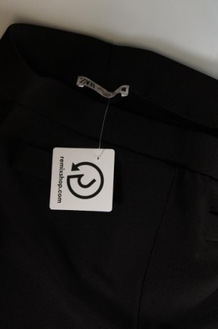 Pantaloni scurți de femei Zara, Mărime S, Culoare Negru, Preț 30,99 Lei