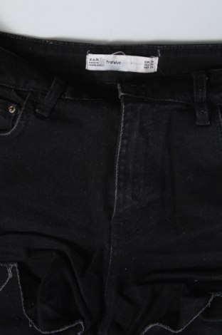 Pantaloni scurți de femei Zara Trafaluc, Mărime S, Culoare Negru, Preț 37,99 Lei