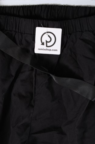 Pantaloni de femei, Mărime S, Culoare Negru, Preț 24,99 Lei