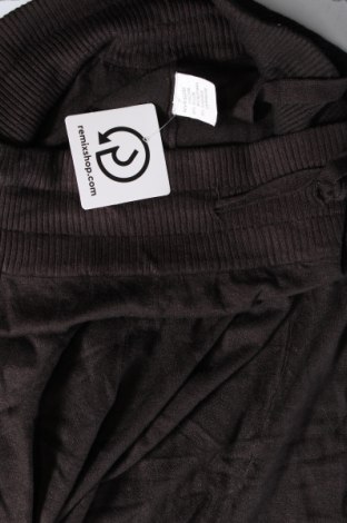 Damenhose, Größe M, Farbe Braun, Preis 20,49 €