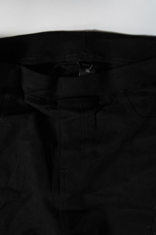 Pantaloni de femei, Mărime L, Culoare Negru, Preț 95,99 Lei