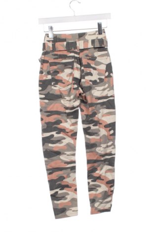 Damenhose Bershka, Größe XXS, Farbe Mehrfarbig, Preis € 9,49