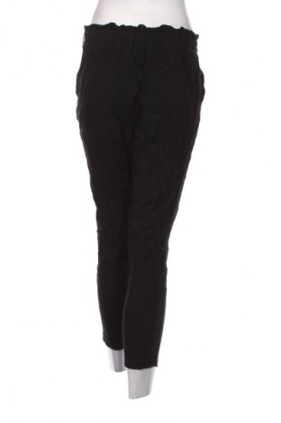 Pantaloni de femei Bershka, Mărime M, Culoare Negru, Preț 33,99 Lei