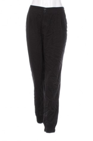 Pantaloni de femei Bershka, Mărime XXL, Culoare Negru, Preț 48,99 Lei