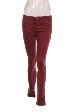 Damenhose Bershka, Größe M, Farbe Rot, Preis € 4,99