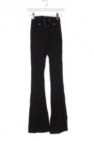 Pantaloni de femei Bershka, Mărime XXS, Culoare Negru, Preț 48,49 Lei