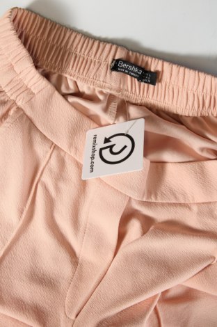 Dámské kalhoty  Bershka, Velikost L, Barva Růžová, Cena  229,00 Kč