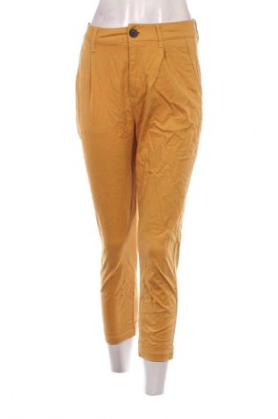 Damenhose Bershka, Größe M, Farbe Orange, Preis 6,99 €