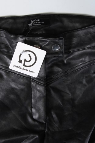 Damenhose Bershka, Größe S, Farbe Schwarz, Preis 6,49 €