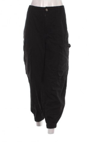 Pantaloni de femei Bershka, Mărime M, Culoare Negru, Preț 95,99 Lei