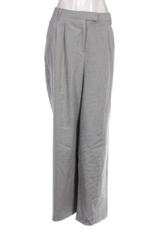 Pantaloni de femei Clockhouse, Mărime XL, Culoare Gri, Preț 48,99 Lei