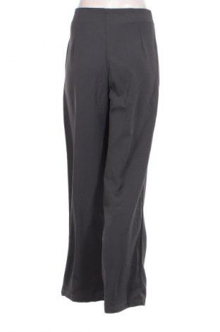 Damenhose DAZY, Größe S, Farbe Grau, Preis 15,00 €