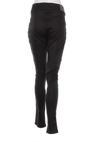 Pantaloni de femei Day Birger Et Mikkelsen, Mărime XXL, Culoare Negru, Preț 315,99 Lei