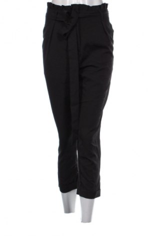 Damenhose Fashion nova, Größe M, Farbe Schwarz, Preis 5,99 €