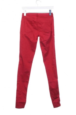 Damenhose Global, Größe M, Farbe Rot, Preis € 4,49