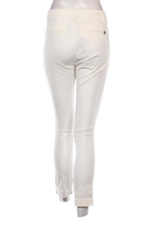 Damenhose Manila Grace, Größe M, Farbe Weiß, Preis 73,99 €