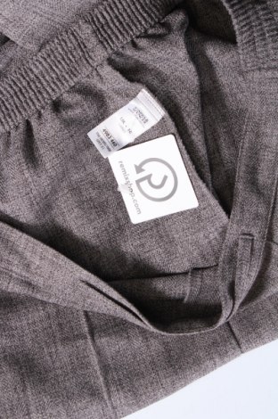 Damenhose Marks & Spencer, Größe XL, Farbe Grau, Preis € 9,99