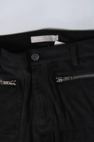 Pantaloni de femei Minimum, Mărime XXS, Culoare Negru, Preț 276,99 Lei